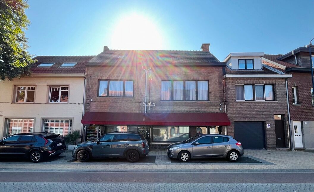 Gebouw voor gemengd gebruik te koop in Kontich