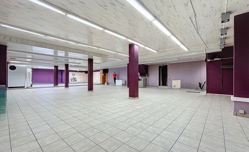 Gebouw voor gemengd gebruik te koop in Kontich