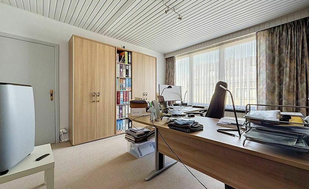 Gebouw voor gemengd gebruik te koop in Kontich