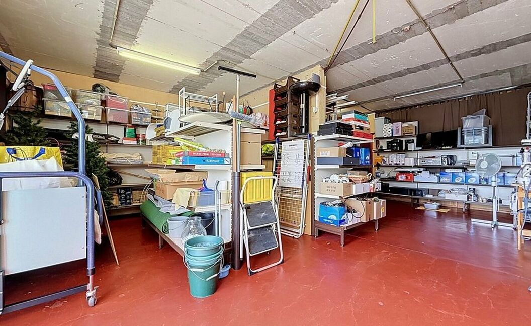 Gebouw voor gemengd gebruik te koop in Kontich