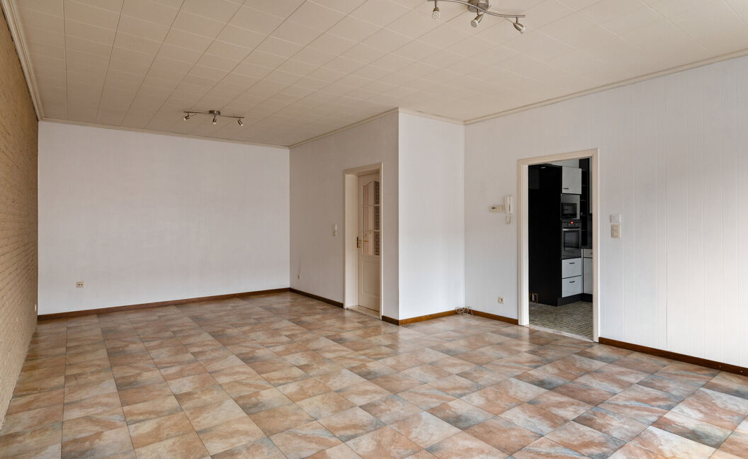 Gebouw voor gemengd gebruik te koop in Reet