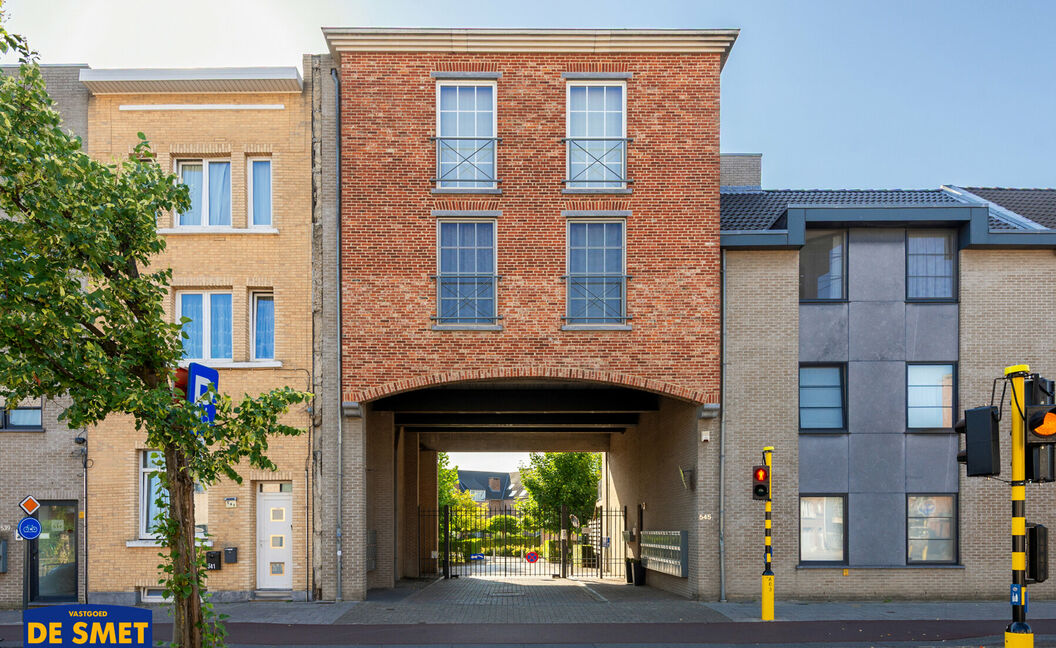 Gelijkvloerse verdieping te koop in Hoboken