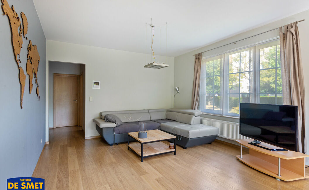 Gelijkvloerse verdieping te koop in Hoboken