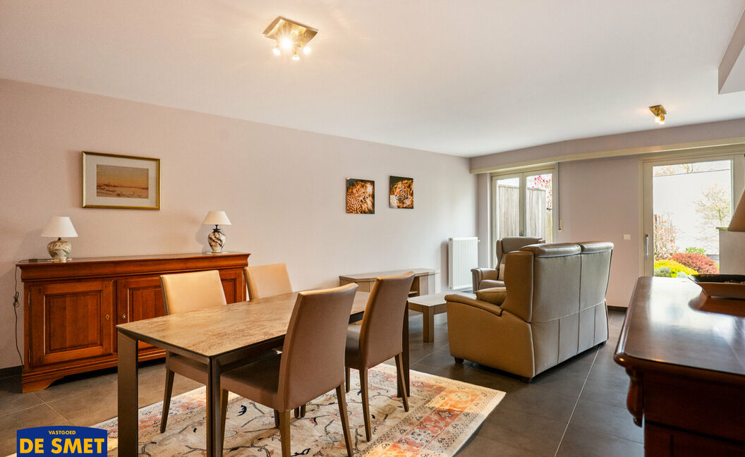 Gelijkvloerse verdieping te koop in Kontich