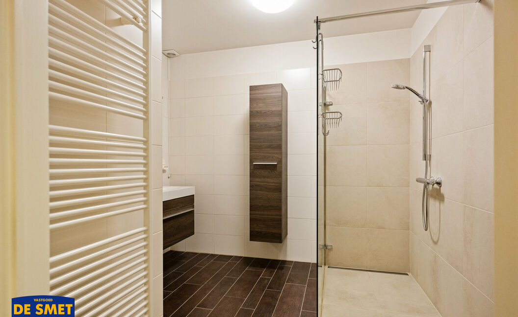 Gelijkvloerse verdieping te koop in Kontich