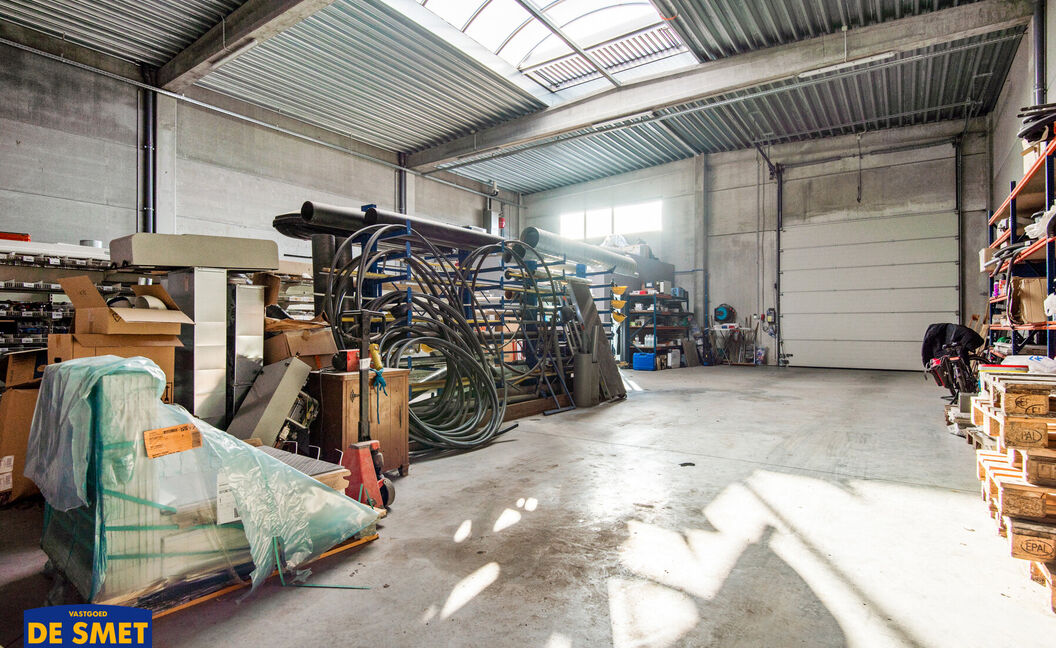 Opslagplaats te huur in Waarloos