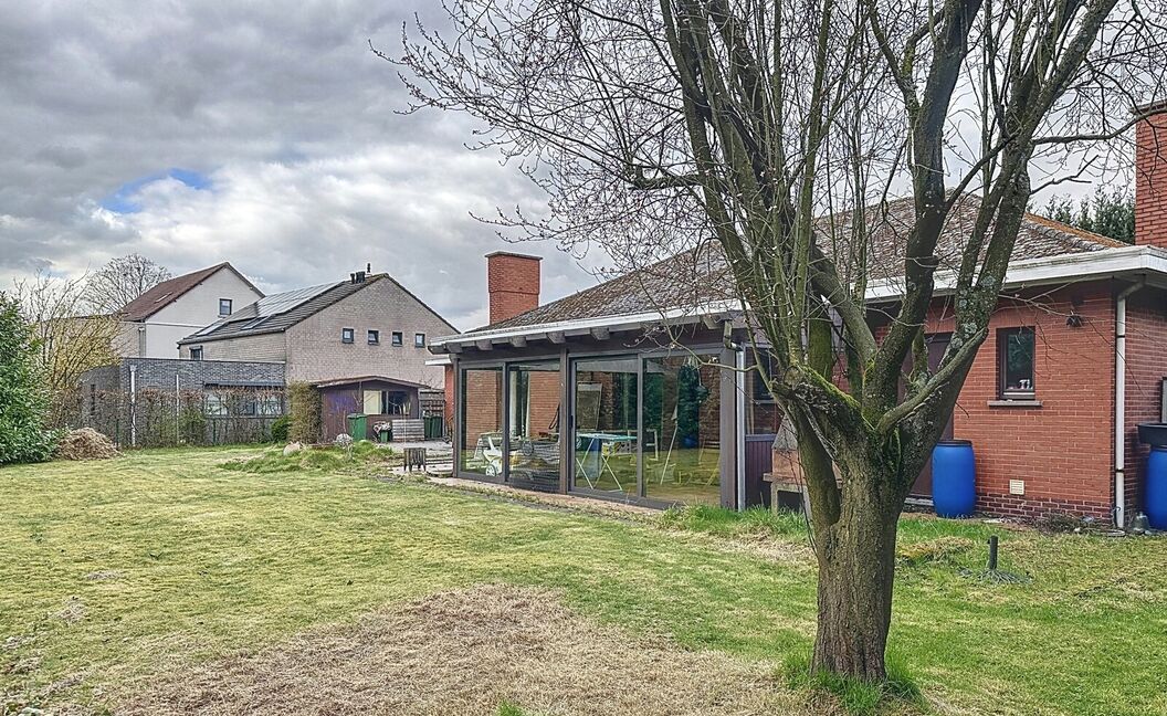 Villa te koop in Aartselaar