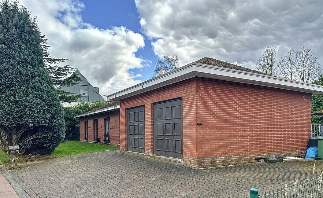 Villa te koop in Aartselaar