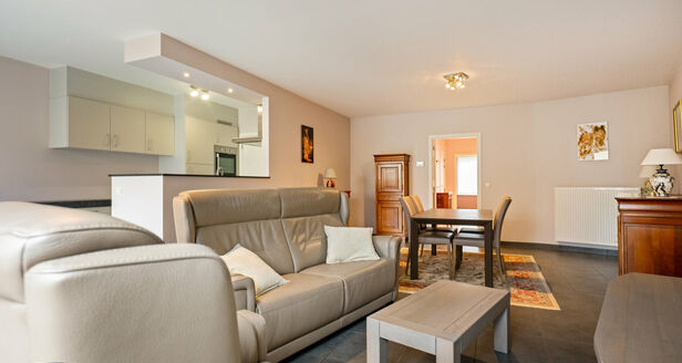 Gelijkvloerse verdieping te koop in Kontich