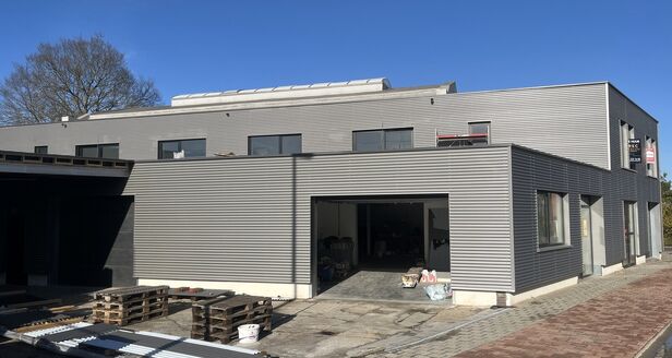 Industrieel gebouw te huur in Schelle