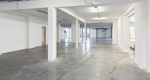 Industrieel gebouw te huur in Schelle