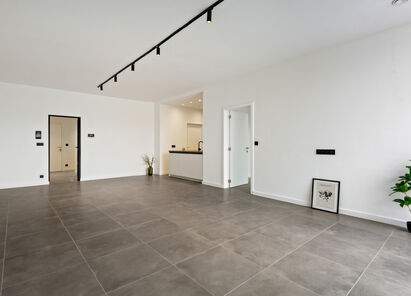 Gelijkvloerse verdieping te koop in Hemiksem