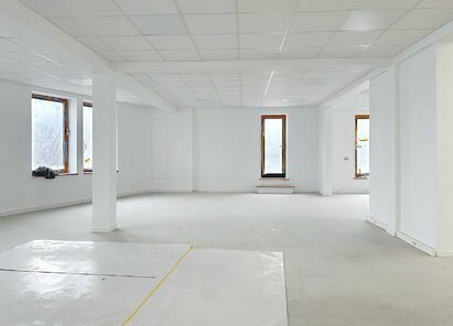 Industrieel gebouw te huur in Schelle